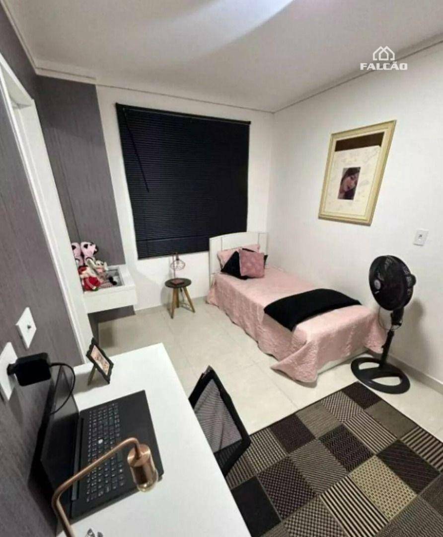 Apartamento à venda com 2 quartos, 77m² - Foto 4