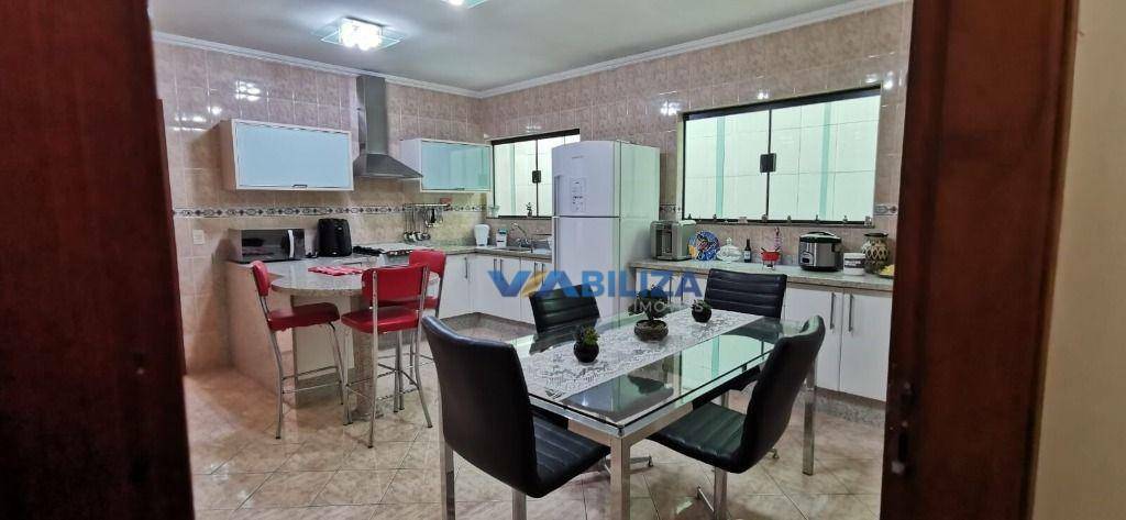 Sobrado à venda com 3 quartos, 129m² - Foto 3