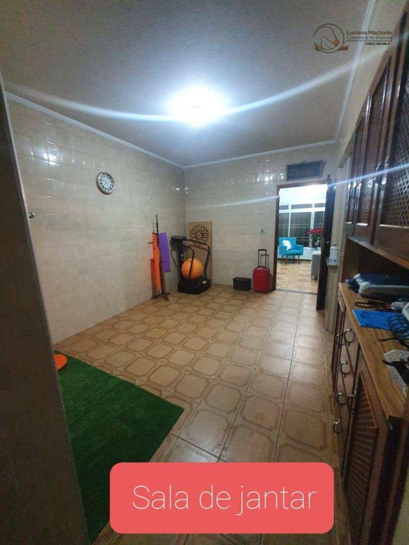 Casa à venda com 3 quartos, 187m² - Foto 18