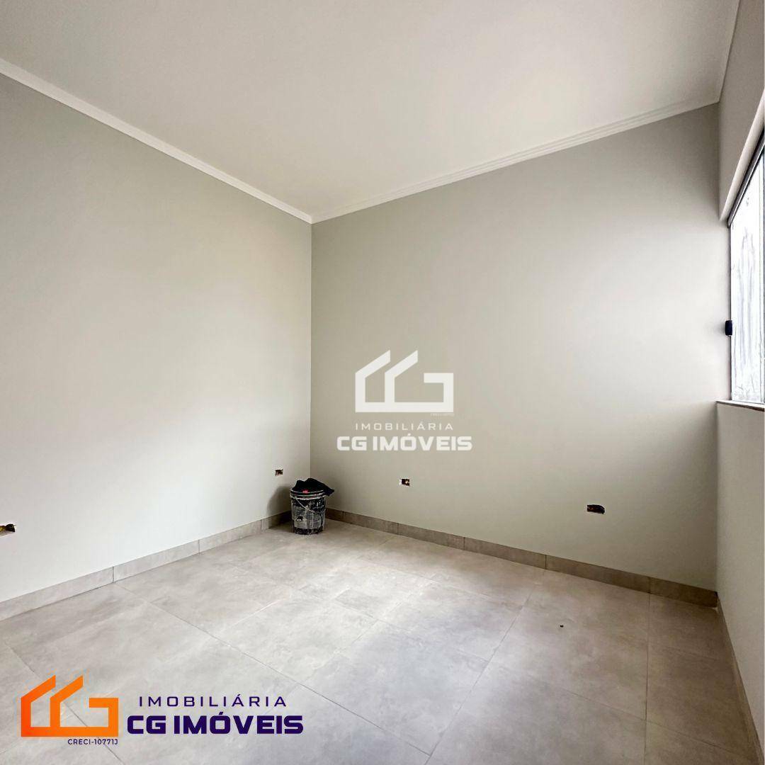 Casa à venda com 2 quartos, 73m² - Foto 4