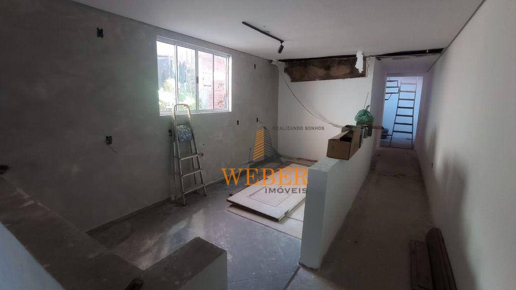 Sobrado à venda com 2 quartos, 175m² - Foto 11