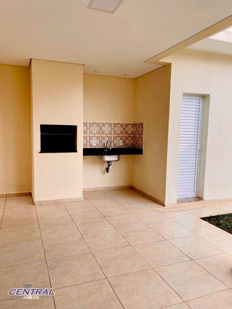 Sobrado à venda e aluguel com 3 quartos, 200m² - Foto 4