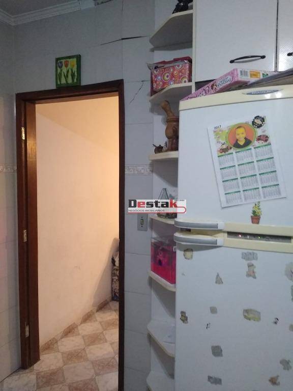 Sobrado à venda com 2 quartos, 117m² - Foto 6