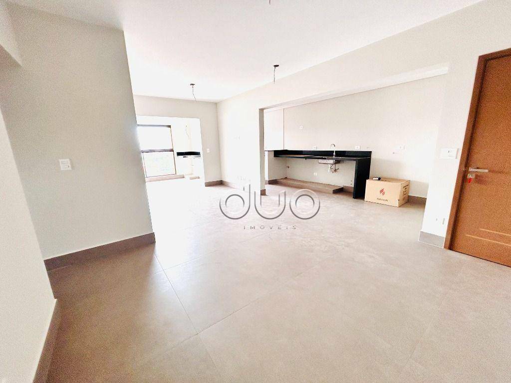 Apartamento à venda com 3 quartos, 109m² - Foto 2