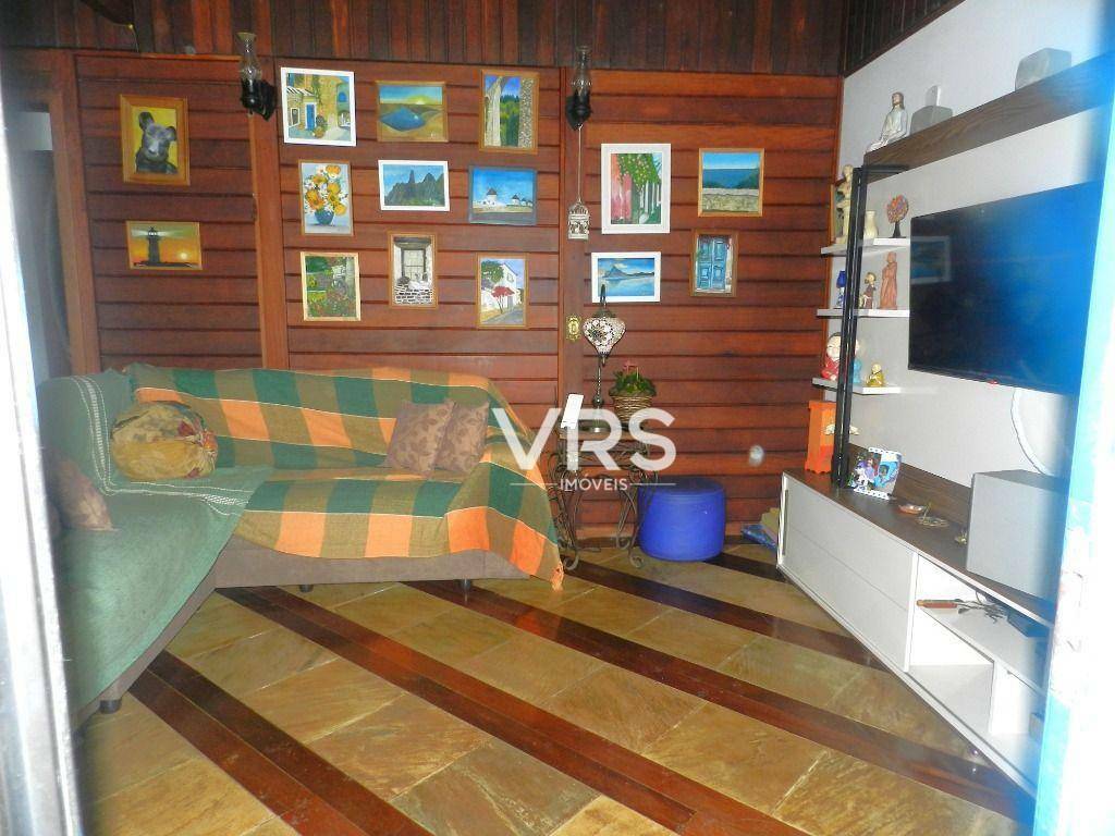 Casa à venda com 2 quartos, 83m² - Foto 8