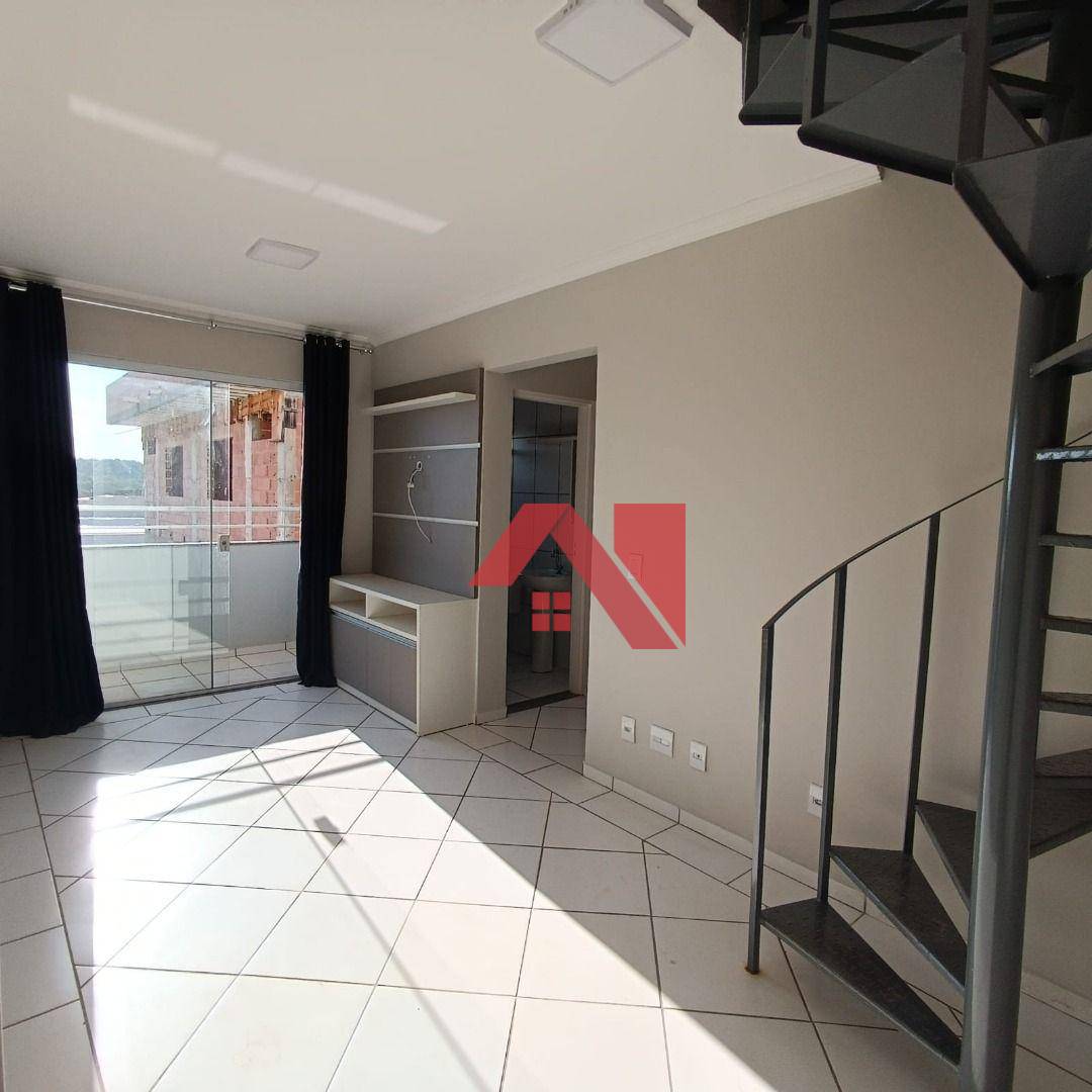 Apartamento para alugar com 3 quartos, 80m² - Foto 1