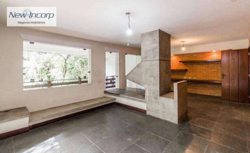 Casa à venda com 5 quartos, 1300m² - Foto 9