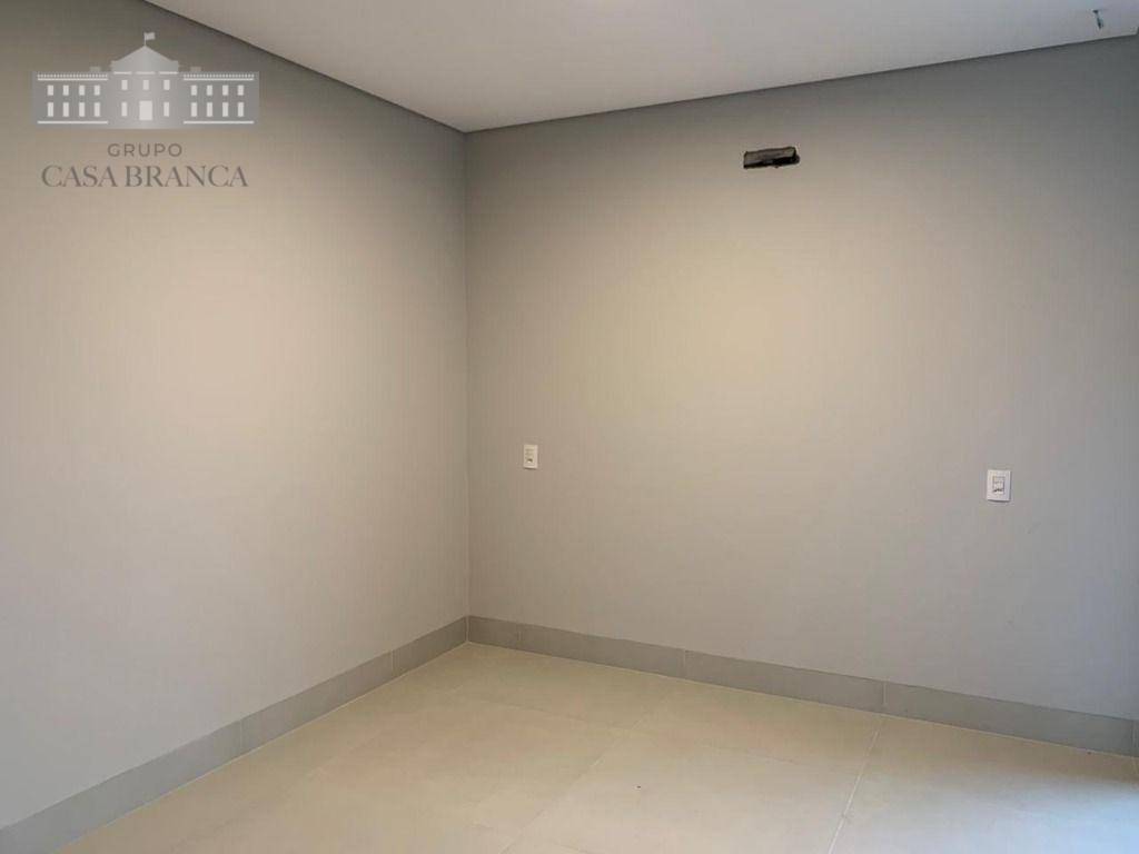 Sobrado à venda com 3 quartos, 336m² - Foto 25