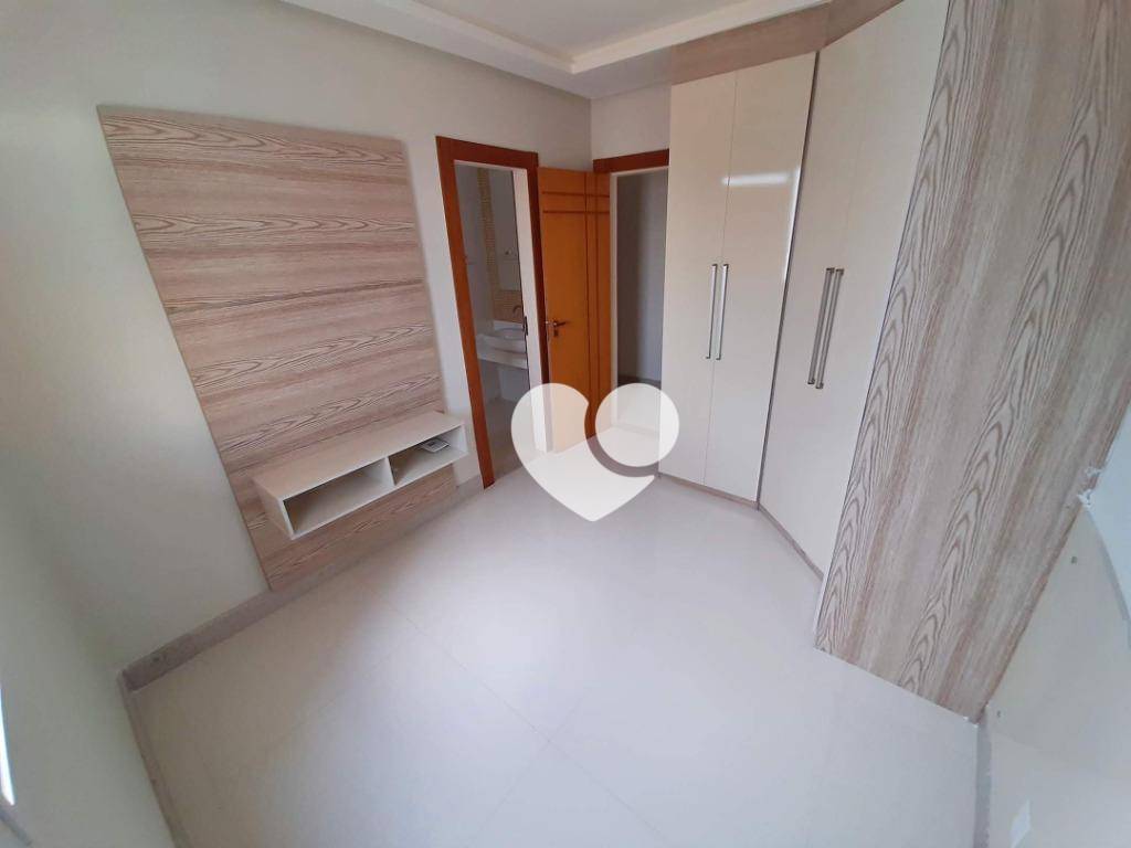 Apartamento à venda com 4 quartos, 180m² - Foto 11