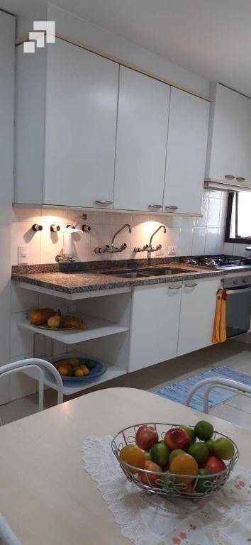 Apartamento à venda com 3 quartos, 170m² - Foto 32