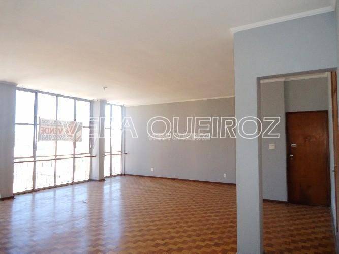 Apartamento à venda com 3 quartos, 181m² - Foto 2