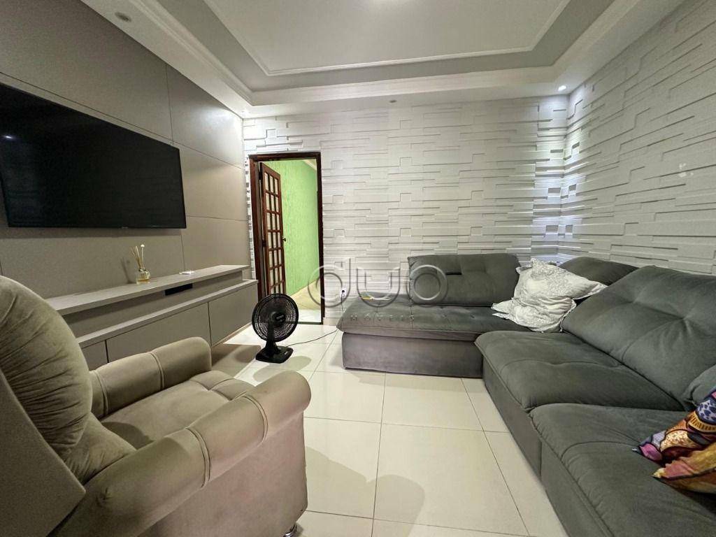 Casa à venda com 3 quartos, 170m² - Foto 1