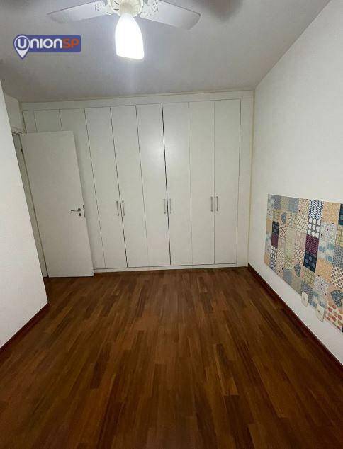 Apartamento à venda com 2 quartos, 58m² - Foto 4