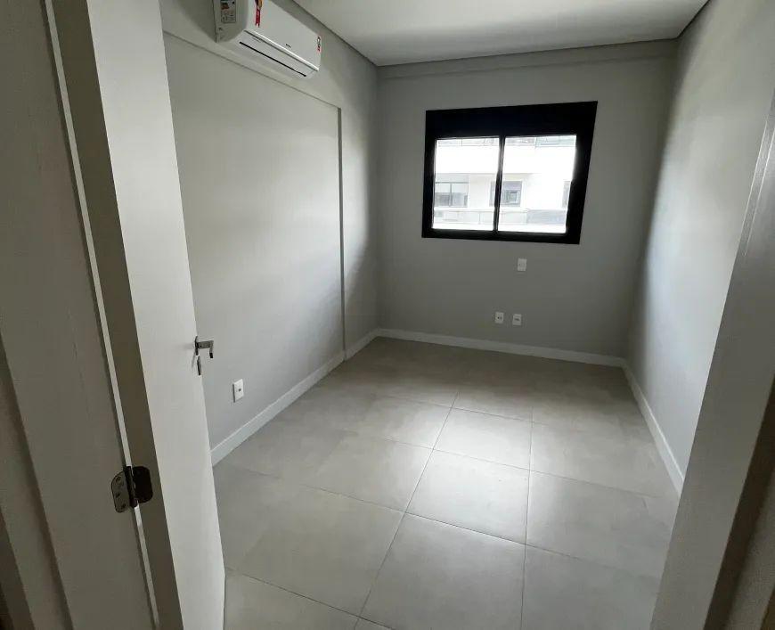 Apartamento para alugar com 2 quartos, 73m² - Foto 6