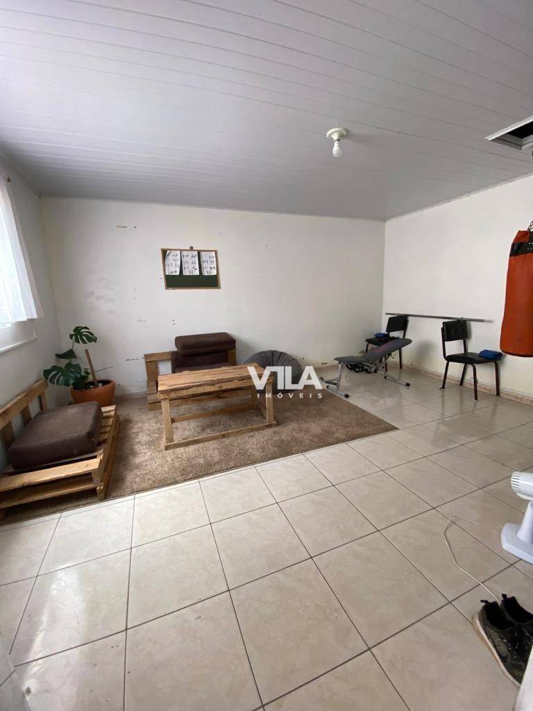 Casa à venda com 4 quartos, 219m² - Foto 21