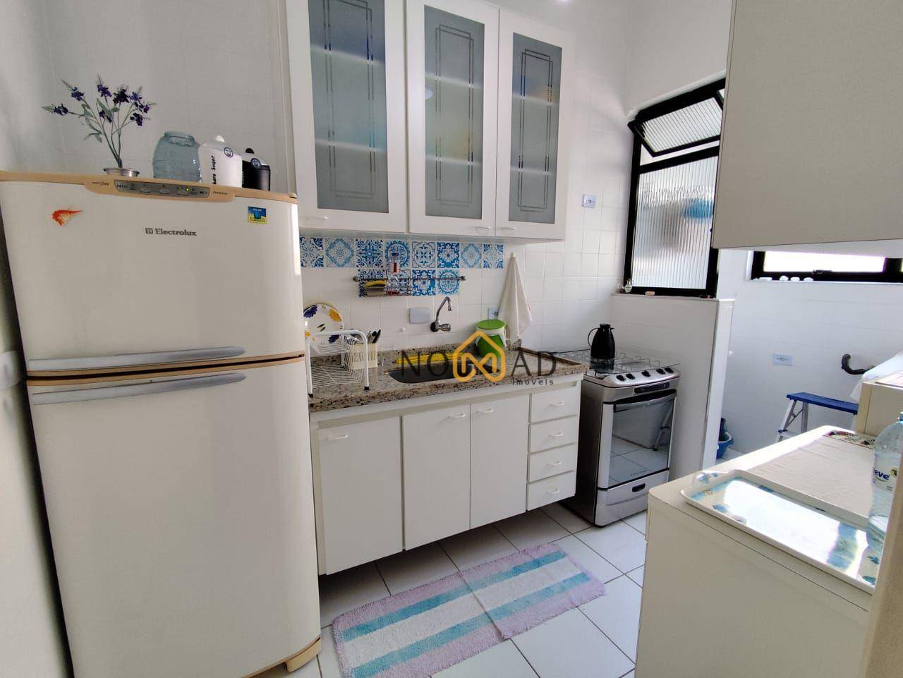 Apartamento à venda com 2 quartos, 70m² - Foto 11