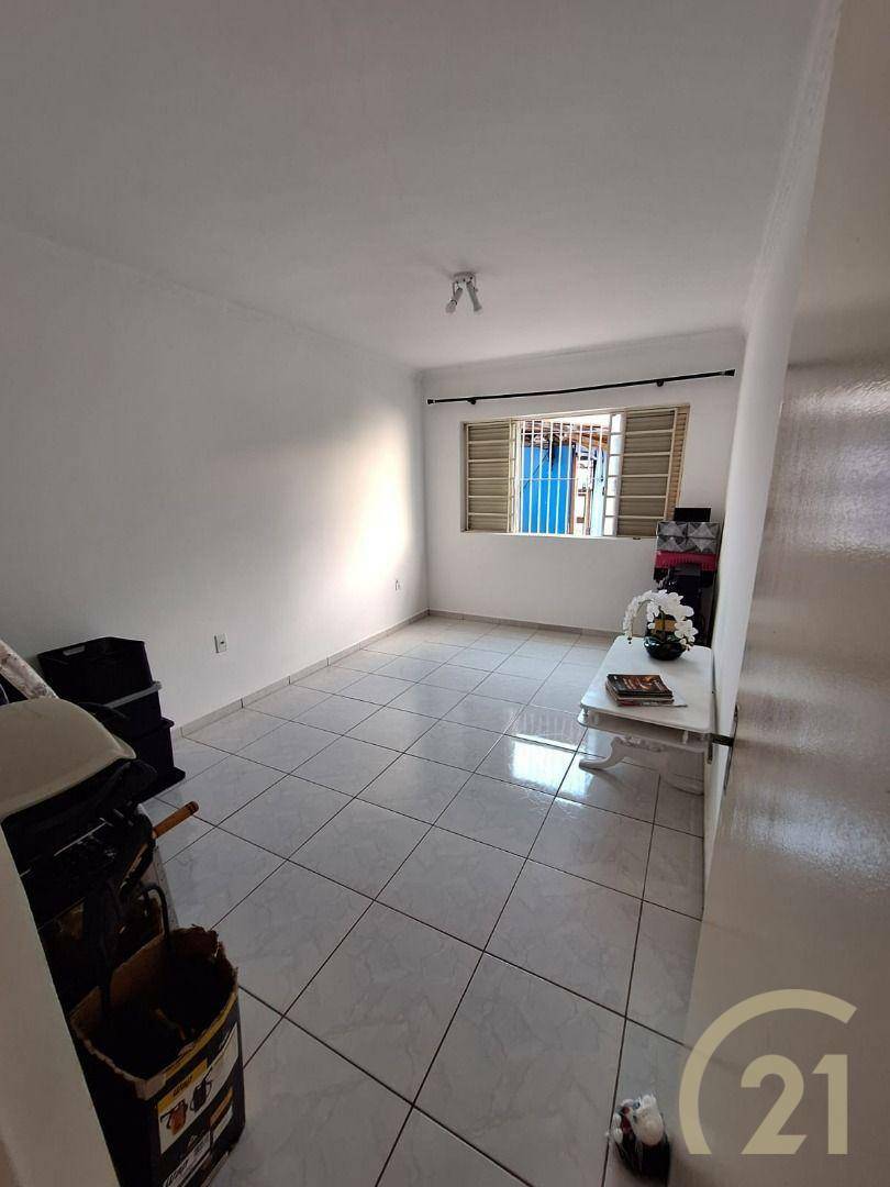 Casa à venda com 3 quartos, 304m² - Foto 11