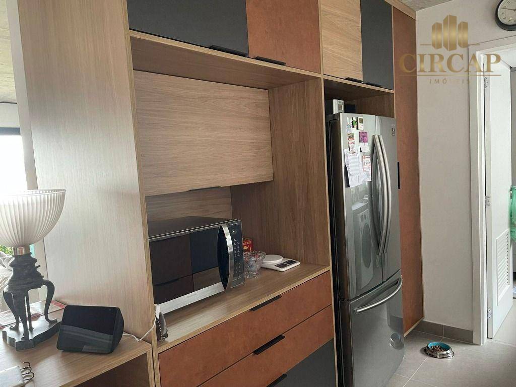 Apartamento à venda com 3 quartos, 138m² - Foto 4