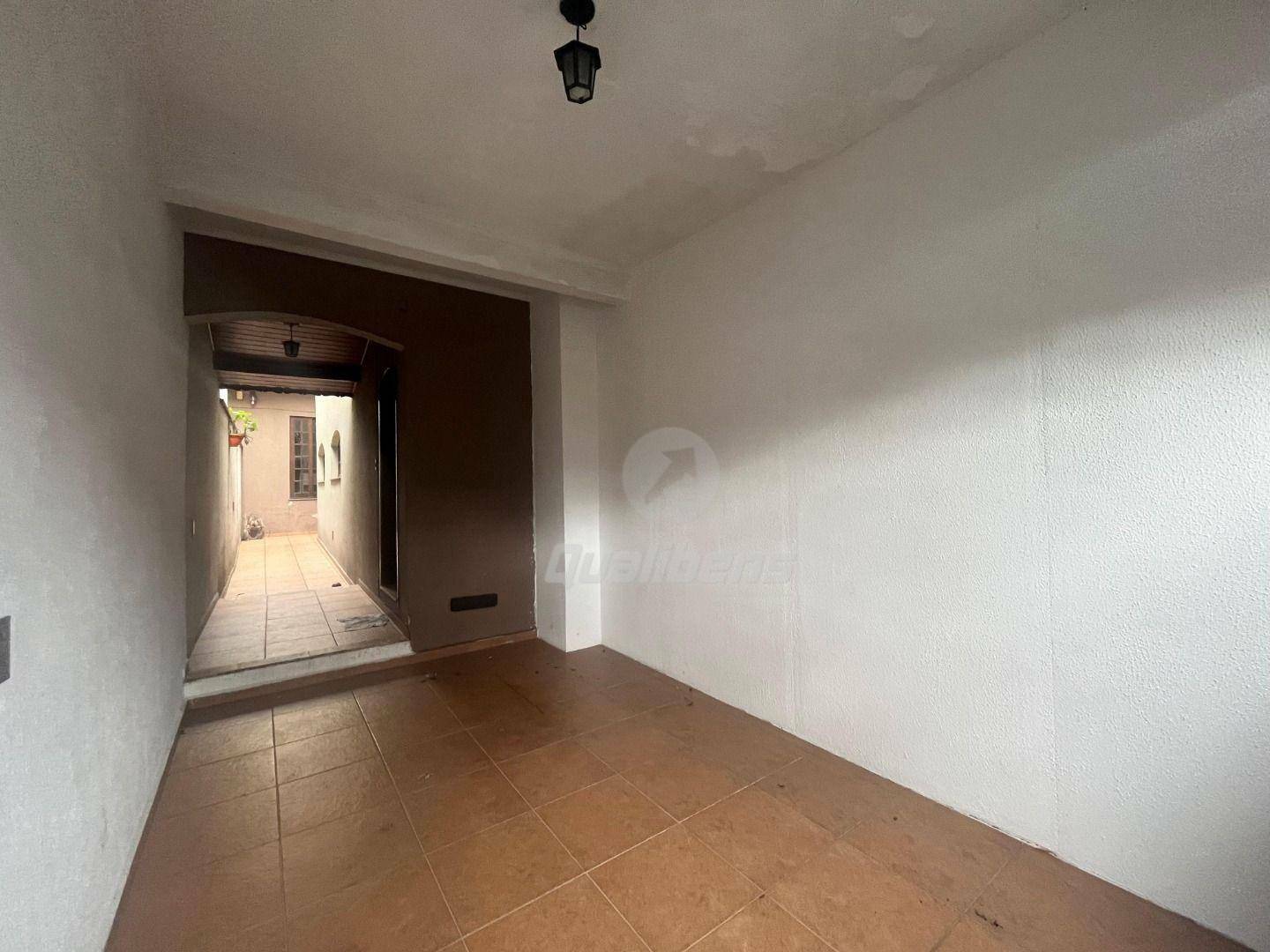 Sobrado para alugar com 3 quartos, 323m² - Foto 32