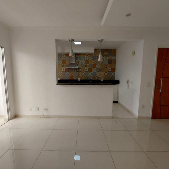 Apartamento à venda com 3 quartos, 65m² - Foto 3