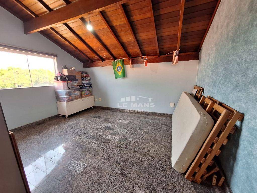 Casa à venda com 3 quartos, 482m² - Foto 37