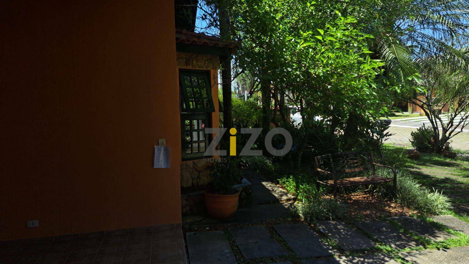 Casa de Condomínio à venda com 3 quartos, 210m² - Foto 2