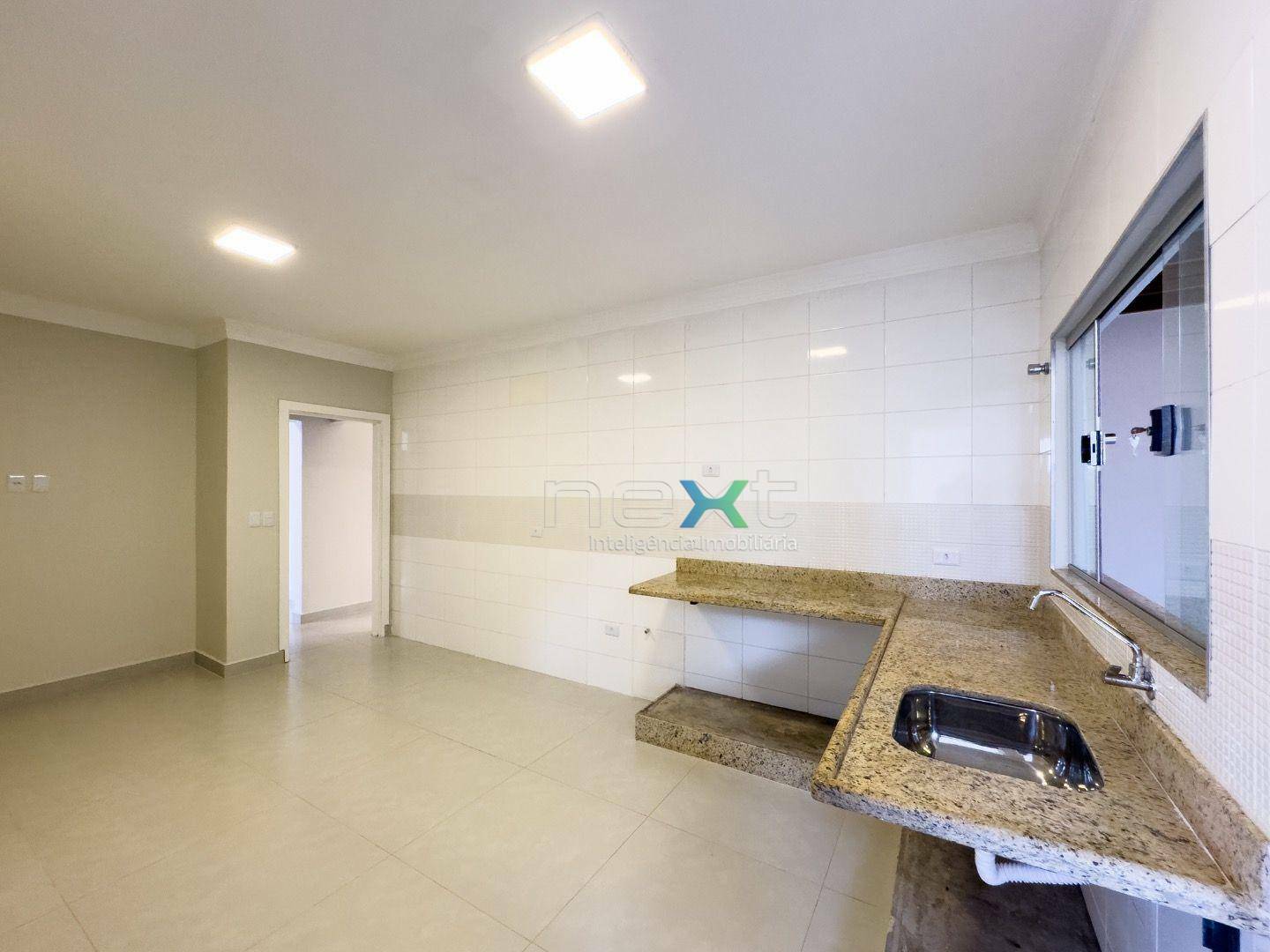 Casa à venda com 3 quartos, 270m² - Foto 16