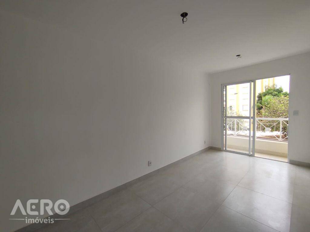 Apartamento à venda com 2 quartos, 47m² - Foto 6