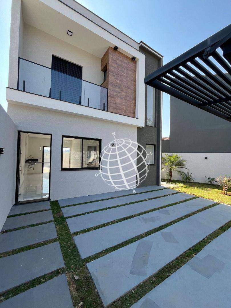 Casa à venda com 2 quartos, 93m² - Foto 1