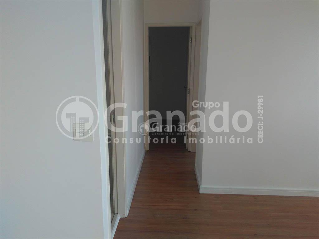 Apartamento à venda com 2 quartos, 62m² - Foto 2