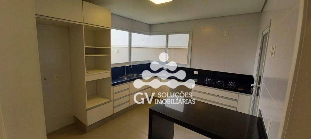 Casa de Condomínio para alugar com 3 quartos, 200m² - Foto 12