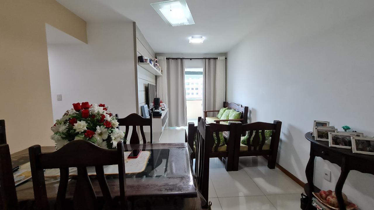 Apartamento à venda com 3 quartos, 74m² - Foto 3