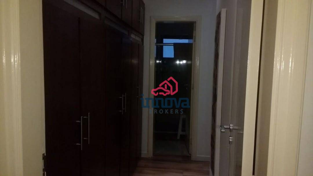 Apartamento à venda com 3 quartos, 204m² - Foto 13