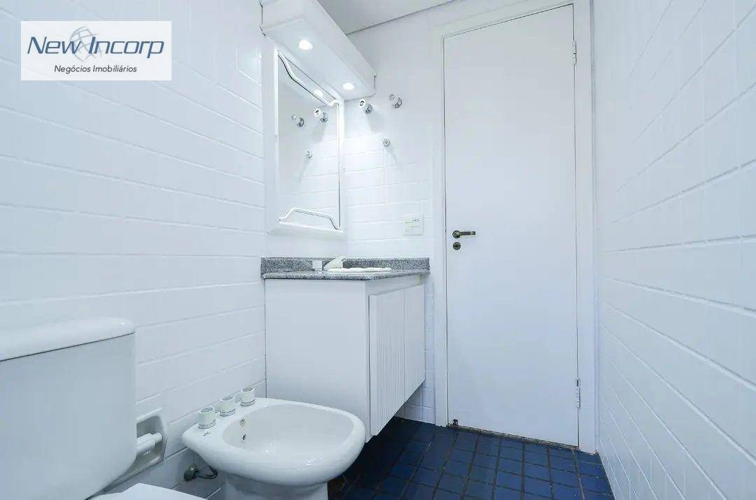 Apartamento à venda com 4 quartos, 221m² - Foto 20