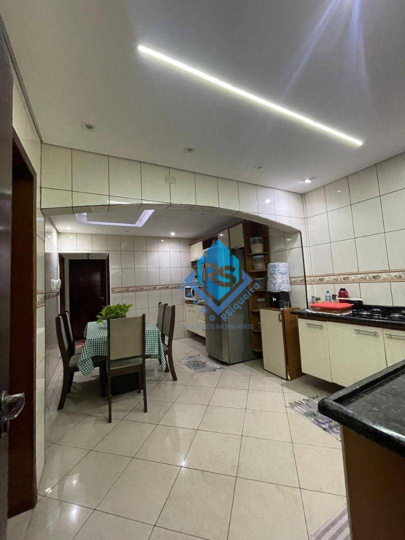 Sobrado à venda com 3 quartos, 157m² - Foto 13