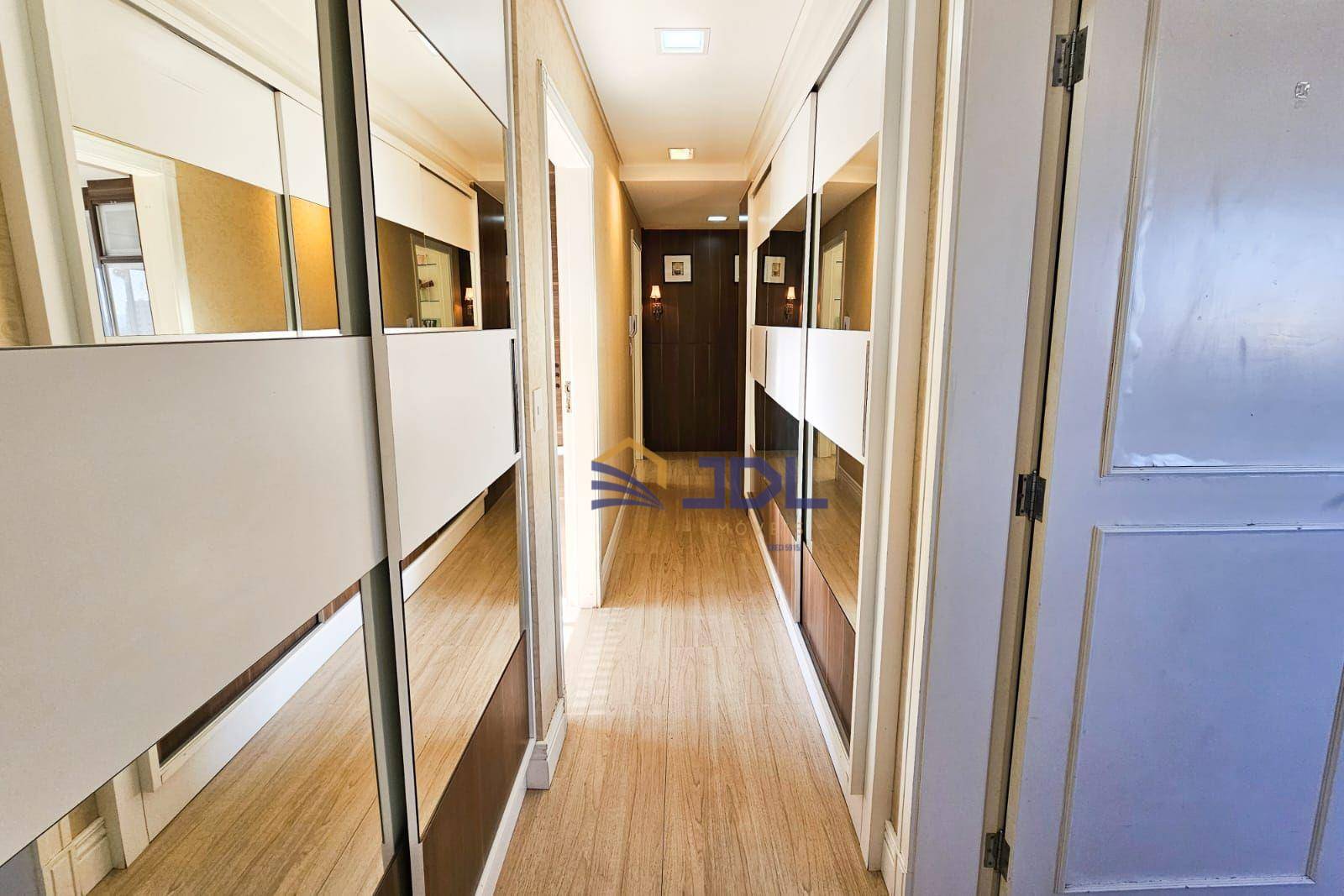 Cobertura à venda com 4 quartos, 217m² - Foto 25