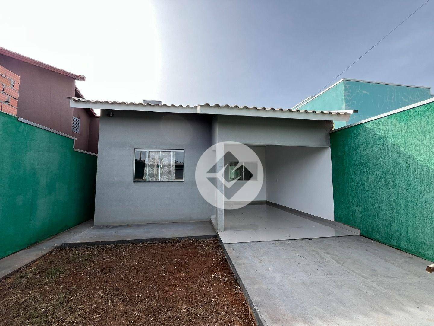 Casa à venda com 2 quartos, 88m² - Foto 3