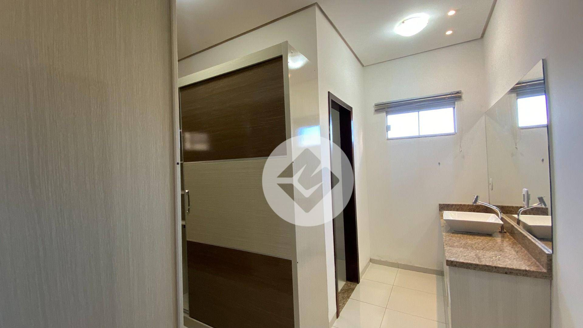 Casa à venda com 4 quartos, 293m² - Foto 11
