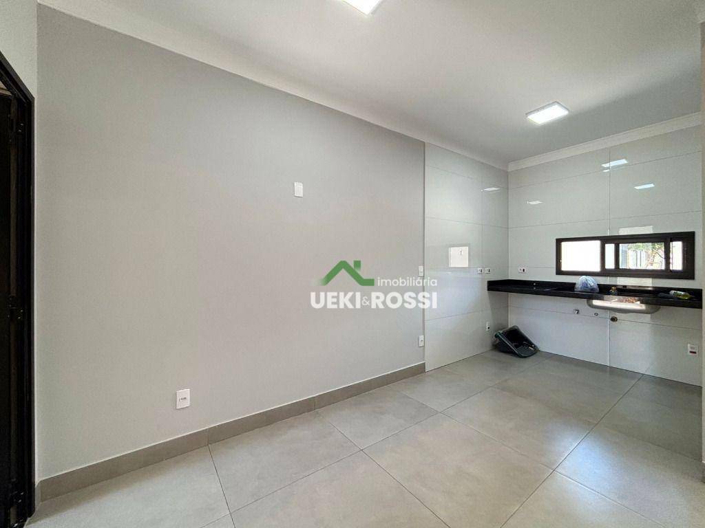 Casa à venda com 3 quartos, 79m² - Foto 7