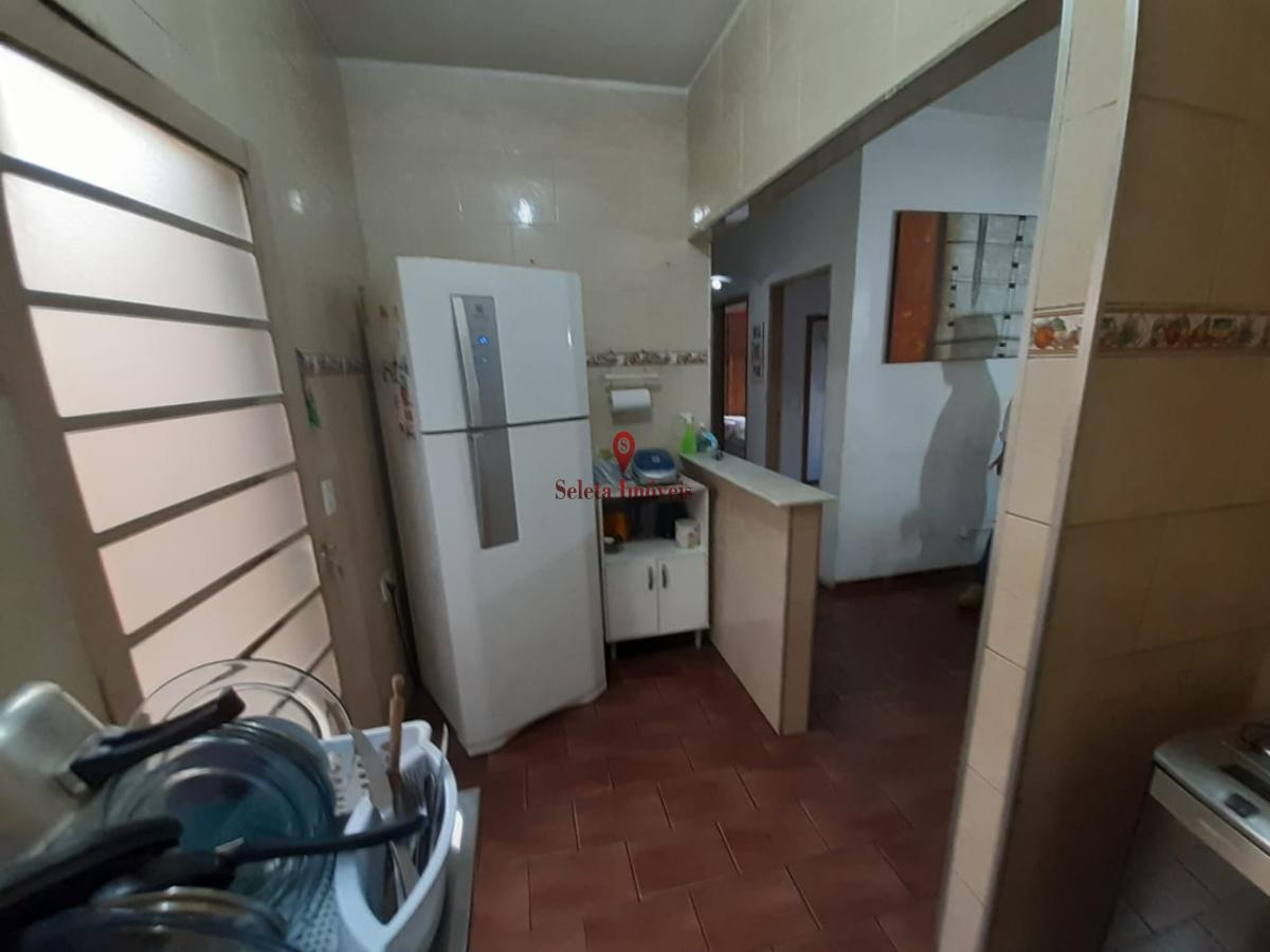 Casa à venda com 3 quartos, 160m² - Foto 8