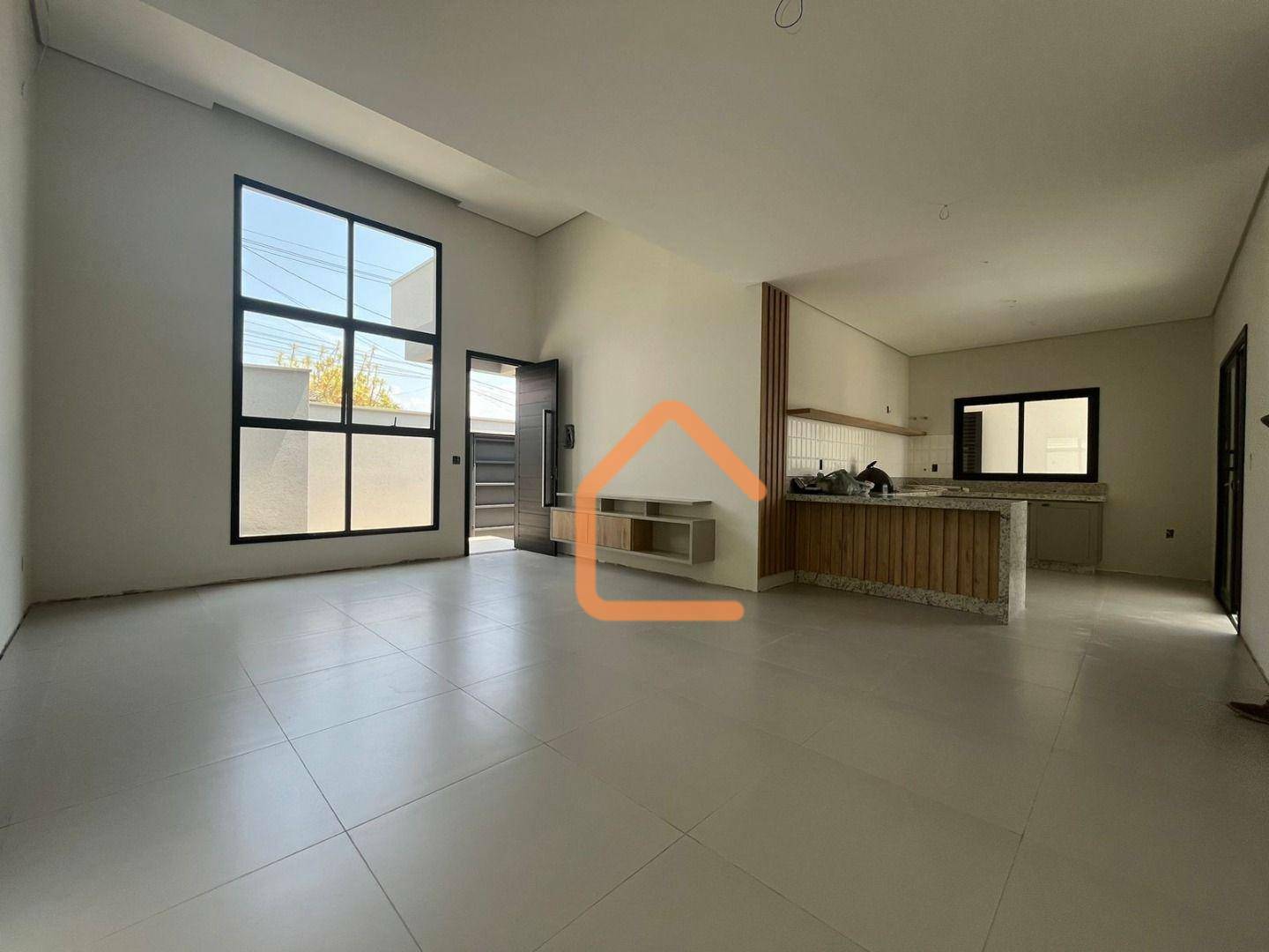 Casa à venda com 3 quartos, 160m² - Foto 4