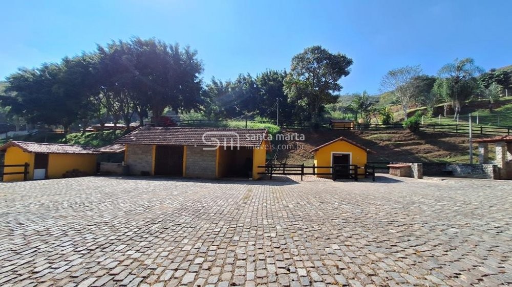 Fazenda à venda com 5 quartos, 10m² - Foto 58