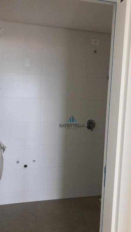 Apartamento à venda com 3 quartos, 169m² - Foto 6