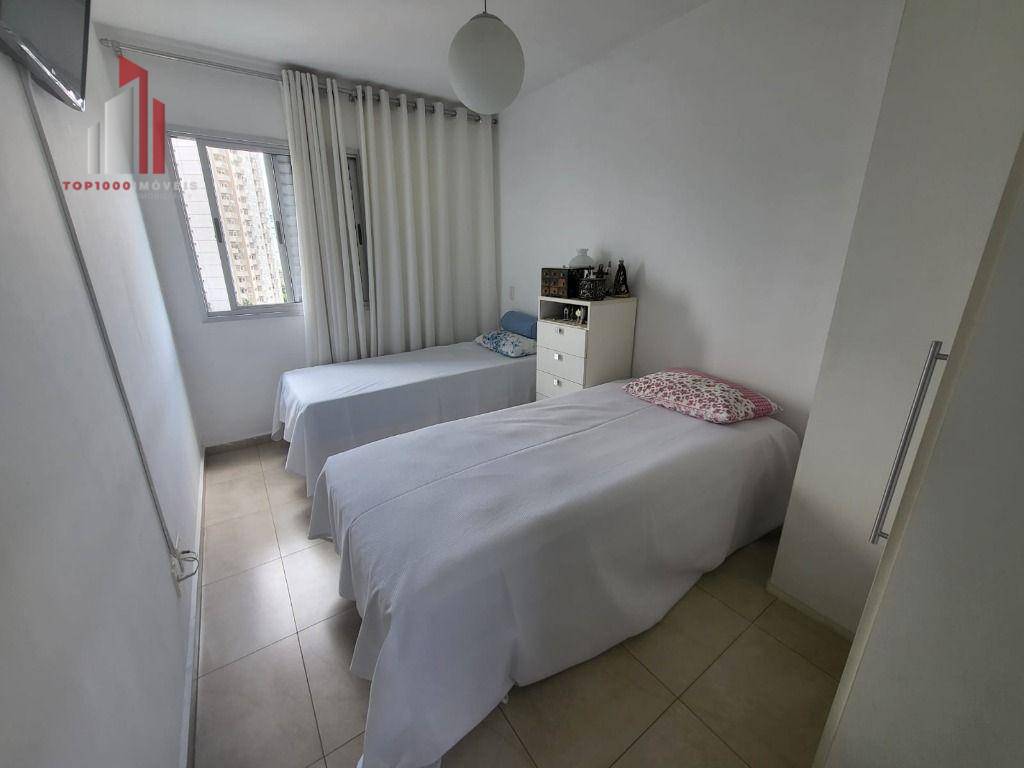 Apartamento à venda com 2 quartos, 62m² - Foto 10