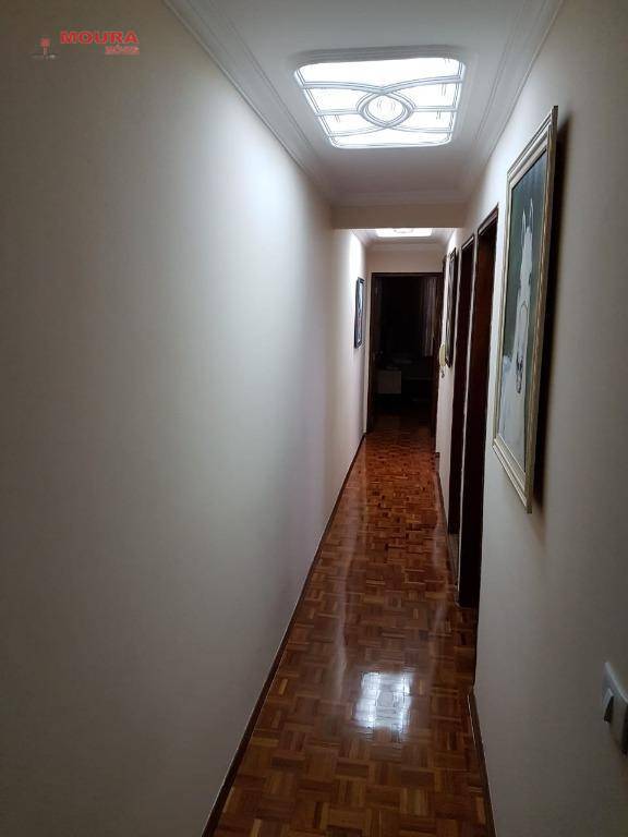 Sobrado à venda com 3 quartos, 260m² - Foto 4