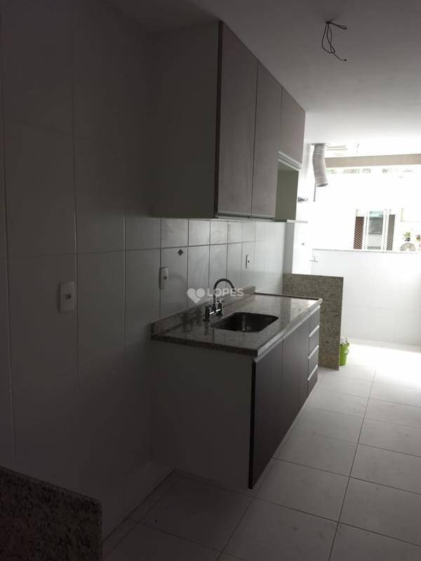 Apartamento à venda com 2 quartos, 81m² - Foto 9