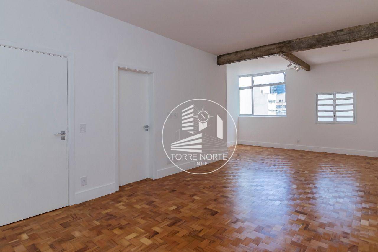 Apartamento à venda com 2 quartos, 140m² - Foto 25