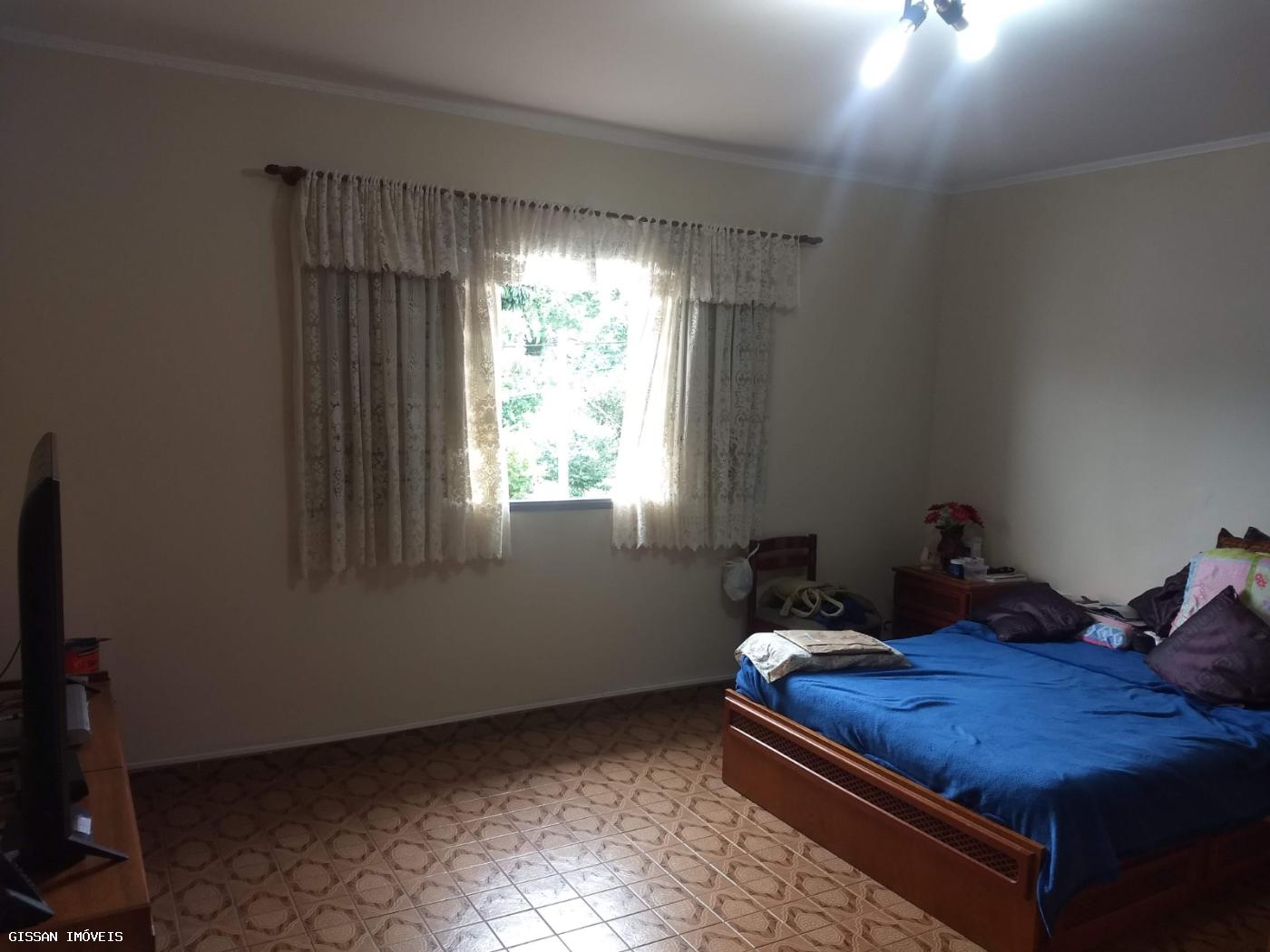 Casa à venda com 2 quartos, 150m² - Foto 8