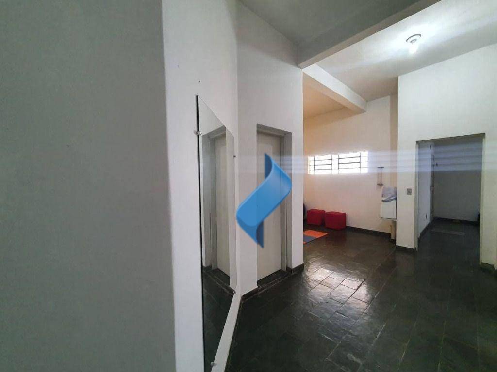 Casa à venda com 1 quarto, 375m² - Foto 11