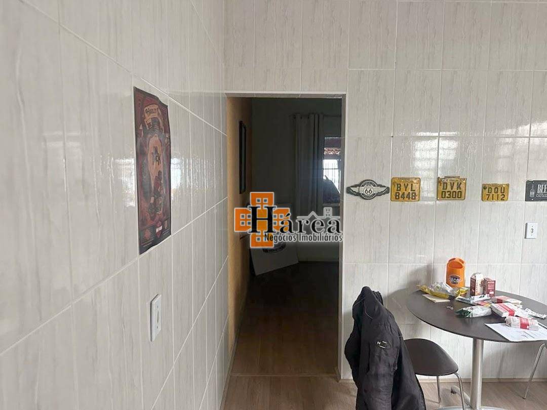 Casa à venda com 2 quartos, 92m² - Foto 10